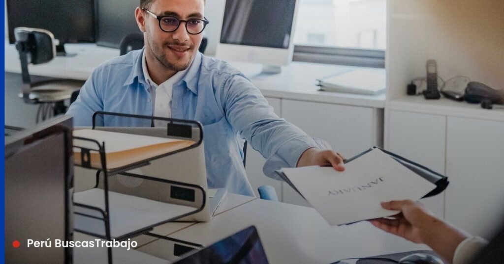 Formación gratuita y técnica para conseguir empleo en Chile